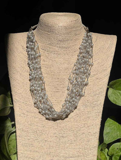 Gold & Sliver Thread Pearl Necklace