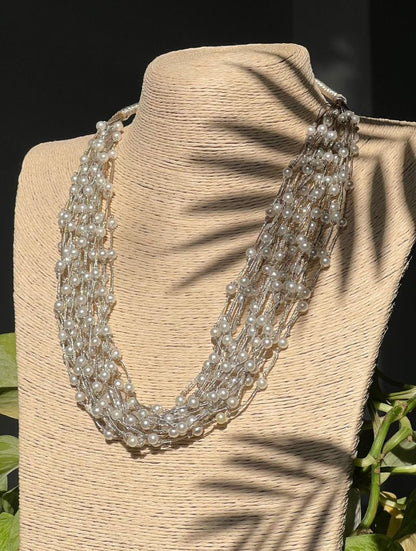 Gold & Sliver Thread Pearl Necklace