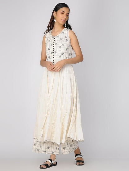 Ivory kurta Jacket dress The Neem Tree Sonal Kabra Buy Shop online premium luxury fashion clothing natural fabrics sustainable organic hand made handcrafted artisans craftsmen