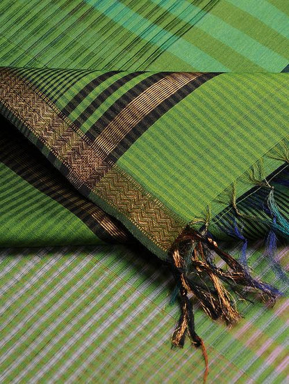 Maheshwari dupatta Sarees & Stoles Sonal Kabra Sonal Kabra Buy Shop online premium luxury fashion clothing natural fabrics sustainable organic hand made handcrafted artisans craftsmen