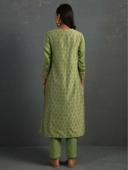 (Set of 3) Green Block Printed Handwoven Chanderi Kurta with Mul Slip and Pants Kurta The Neem Tree Sonal Kabra Buy Shop online premium luxury fashion clothing natural fabrics sustainable organic hand made handcrafted artisans craftsmen