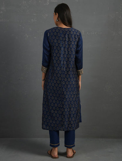 (Set of 3) Indigo Block Printed Handwoven Chanderi Kurta with Mul Slip and Pants Kurta The Neem Tree Sonal Kabra Buy Shop online premium luxury fashion clothing natural fabrics sustainable organic hand made handcrafted artisans craftsmen