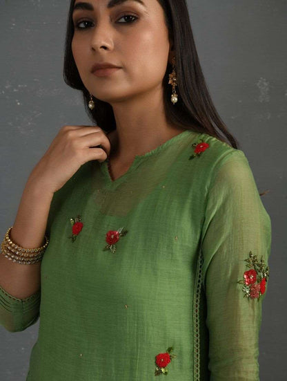 (Set of 4) Green Hand embroidered Kurta Set Kurta Set Sonal Kabra Sonal Kabra Buy Shop online premium luxury fashion clothing natural fabrics sustainable organic hand made handcrafted artisans craftsmen